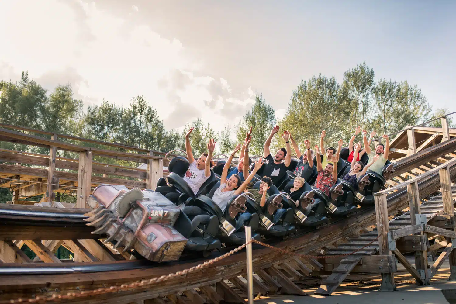 Exploration des meilleurs parcs d'attraction autour de Lyon une aventure pour toute la famille